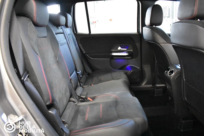 MERCEDES-BENZ GLB 200 d Automatic Premium